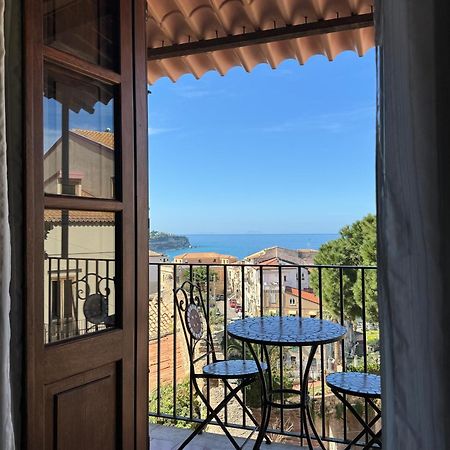 B&B Rivellini Tropea Bagian luar foto