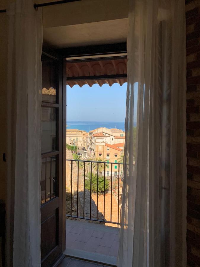 B&B Rivellini Tropea Bagian luar foto