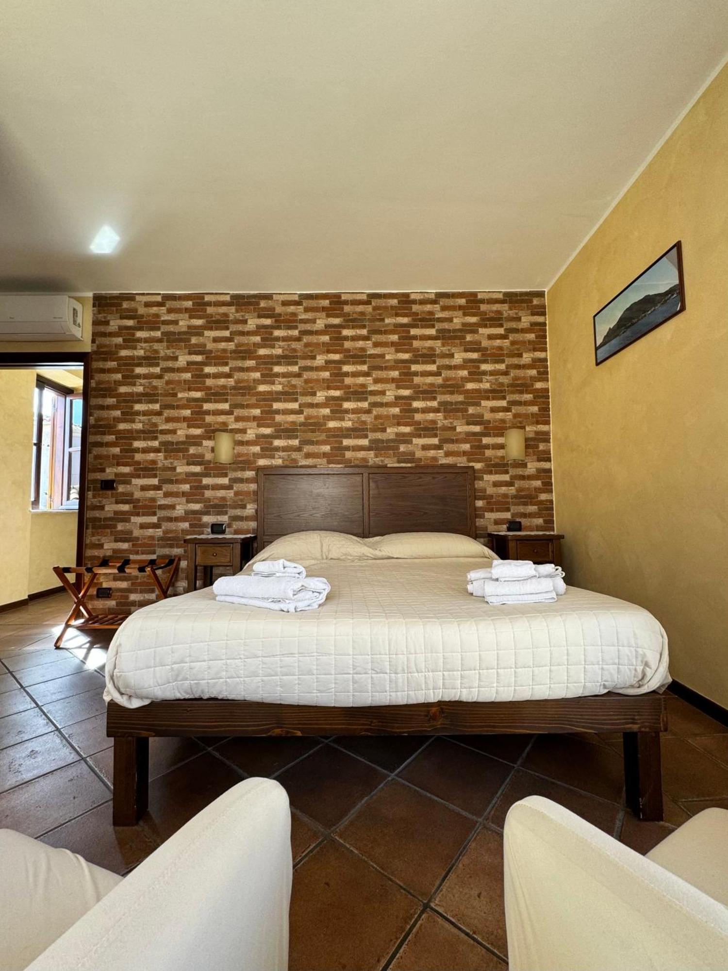 B&B Rivellini Tropea Bagian luar foto