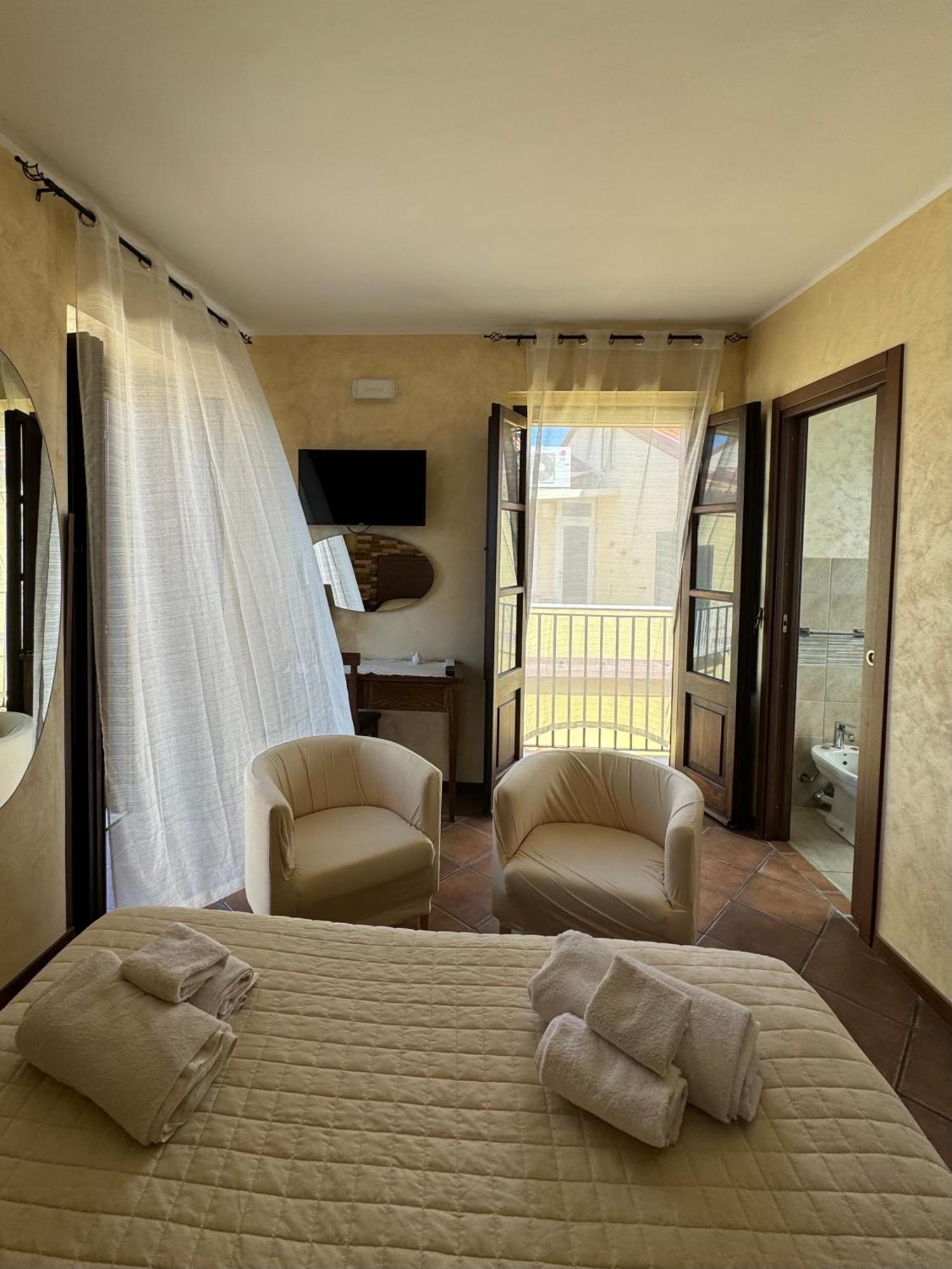 B&B Rivellini Tropea Bagian luar foto