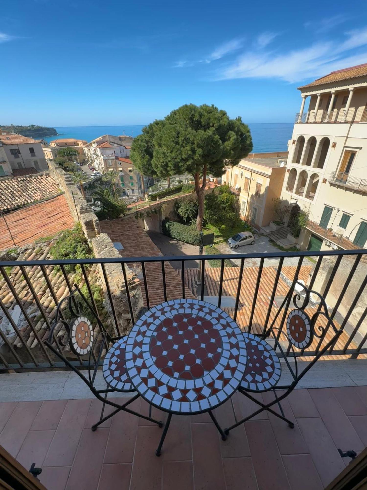 B&B Rivellini Tropea Bagian luar foto