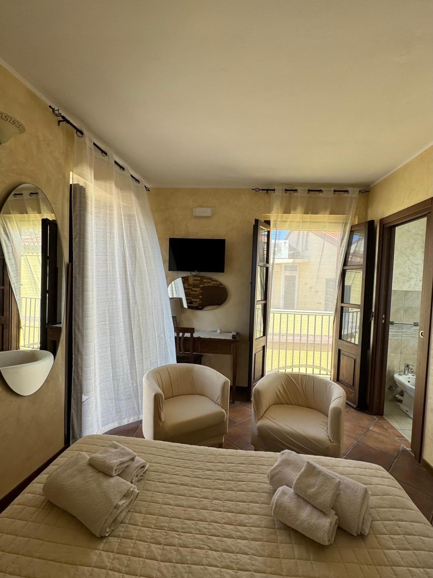 B&B Rivellini Tropea Bagian luar foto