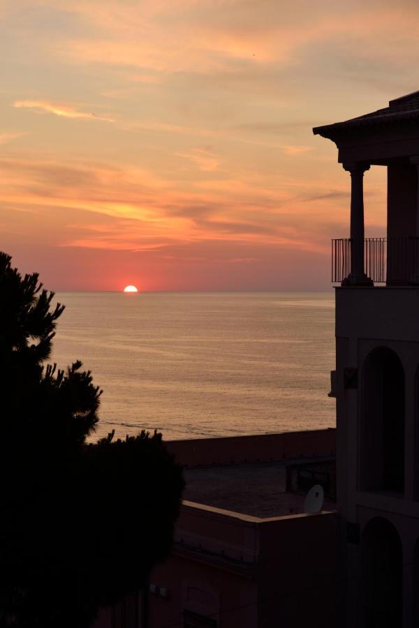 B&B Rivellini Tropea Bagian luar foto